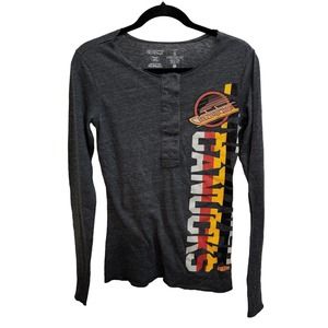 Vancouver Canucks Small Womens Long Sleeve Vintage Logo NHL CCM